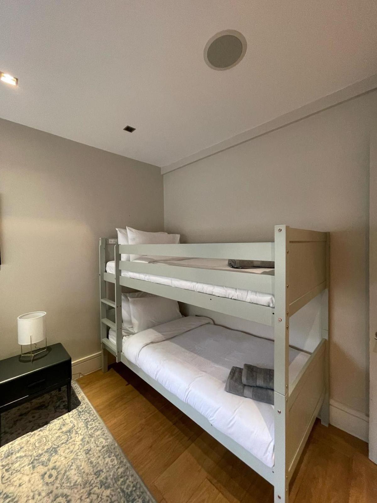 Apartment Luxury Three Bedroom In Kensington London